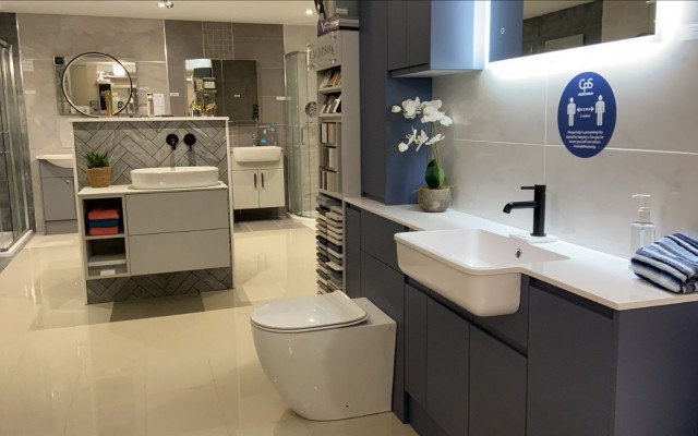 Croxley Plumbing Supplies Bathroom Showroom in Rickmansworth