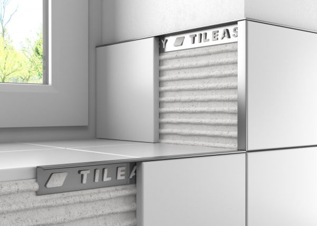 Metal-Square-Satin-Chrome-600x428